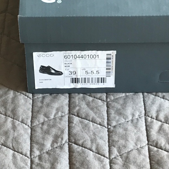 Brand new never worn Ecco shoes main image 5
